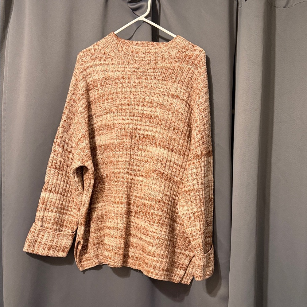 Old Navy Textured Knit Sweater in Soft Tan